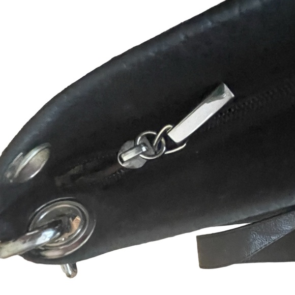 MARGOT Genuine Pebbled Leather Double Zipper Shoulder Crossbody Messenger Bag - Picture 5 of 7